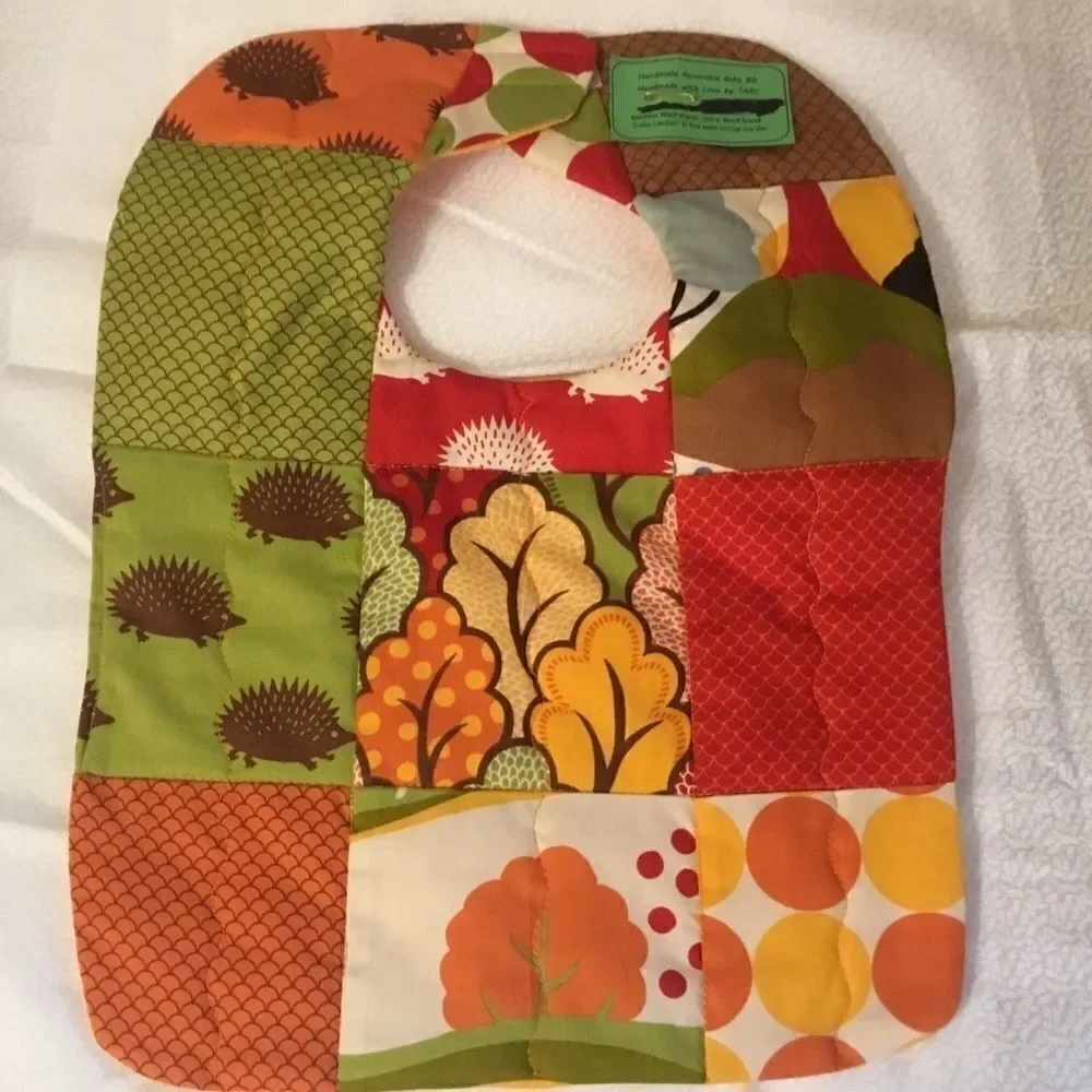 3/$25 or $12 ea. NWT Handmade Quilted Reversible Bib.
